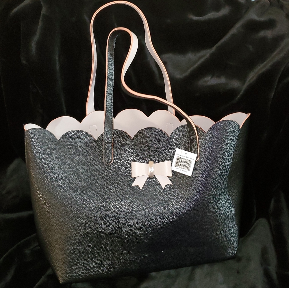 Unknown Artist Black Tote